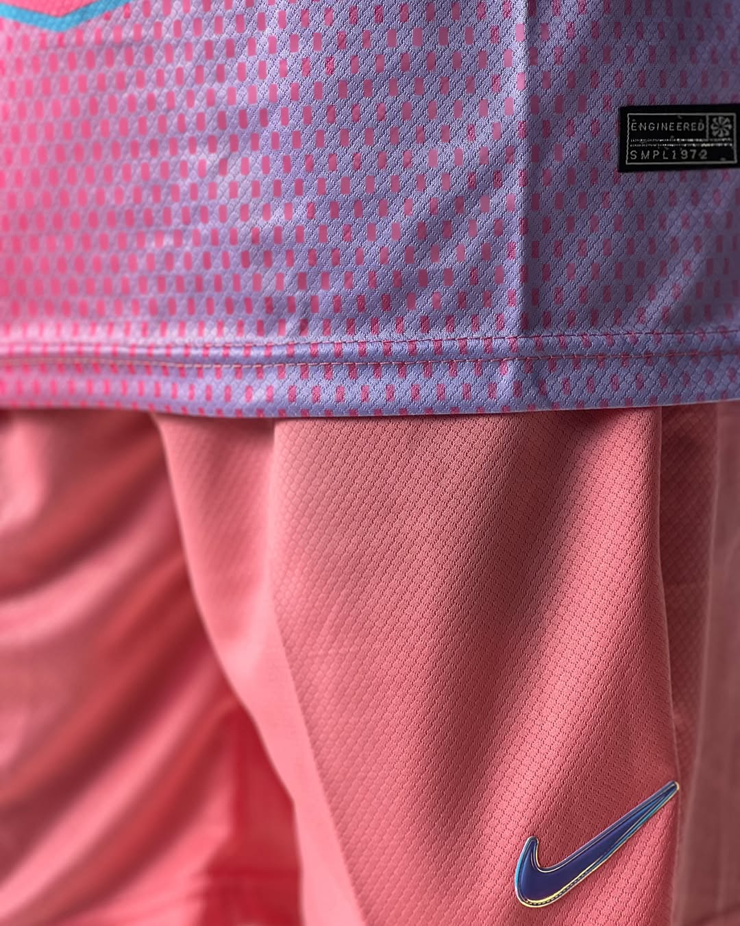 FC Barcalona Pink Away Kit 2023/24 - Set Quality