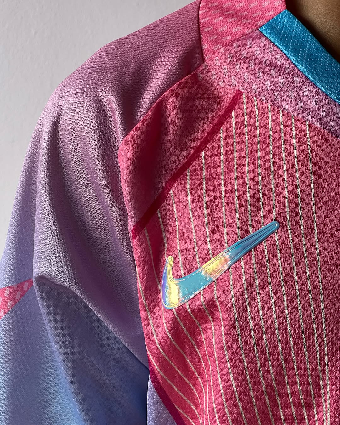 FC Barcalona Pink Away Kit 2023/24 - Set Quality