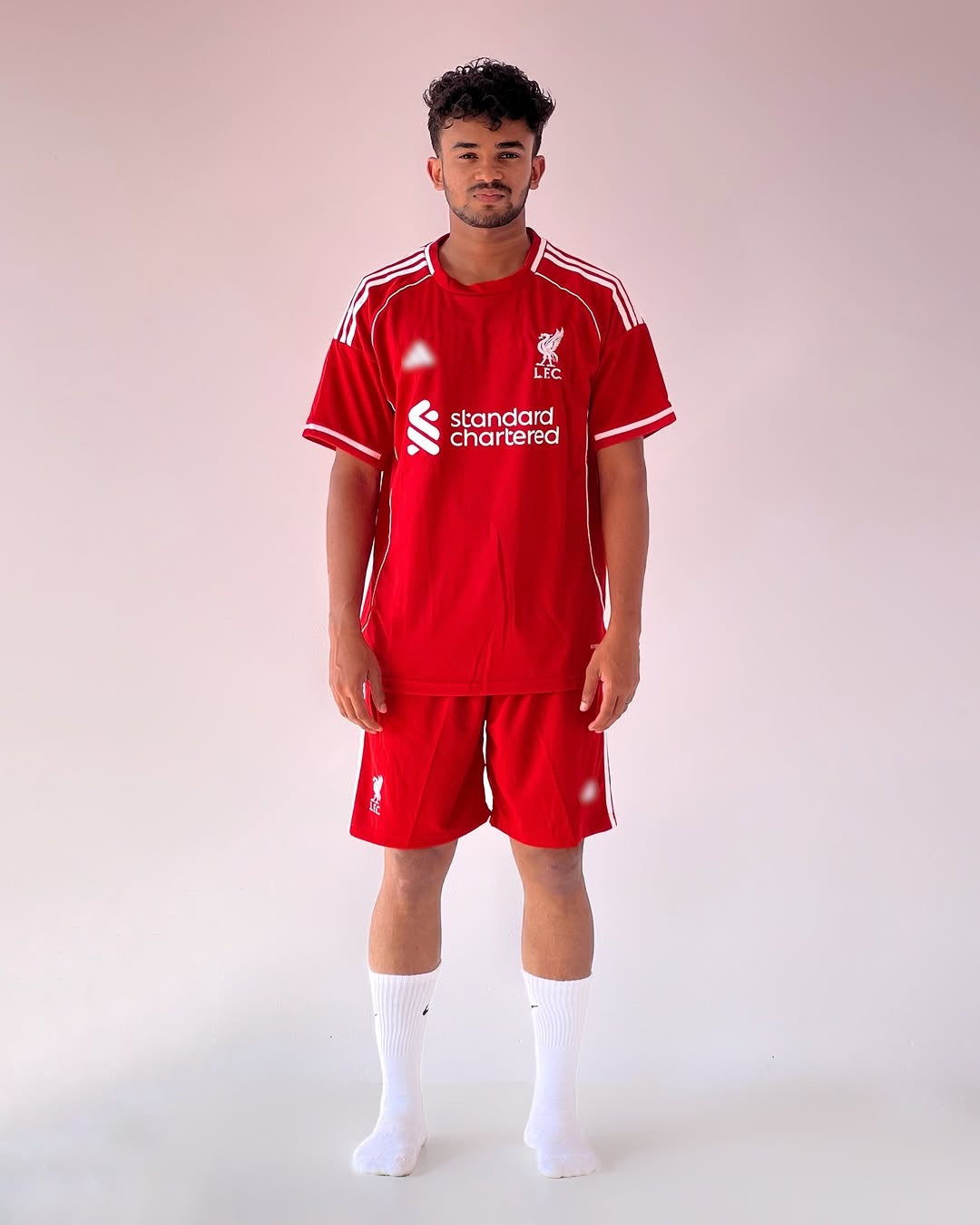 Liverpool 2025-26 Home- Set Version